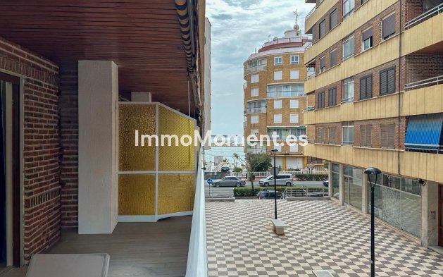 Apartment - Resale - Torrevieja - Torrevieja Centro