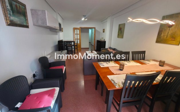 Apartment - Resale - Torrevieja - Torrevieja Centro