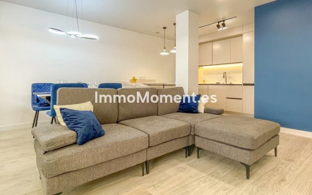 Apartment - Resale - Torrevieja - Torrevieja Centro
