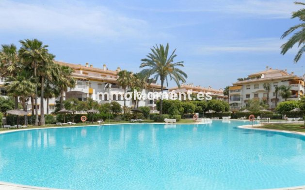 Apartment - Reventa - Marbella - Puerto Banús