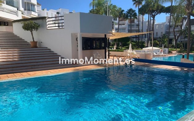 Apartment - Revente - Marbella - Elviria