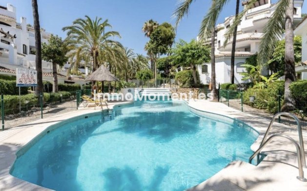 Apartment - Revente - Marbella - Elviria