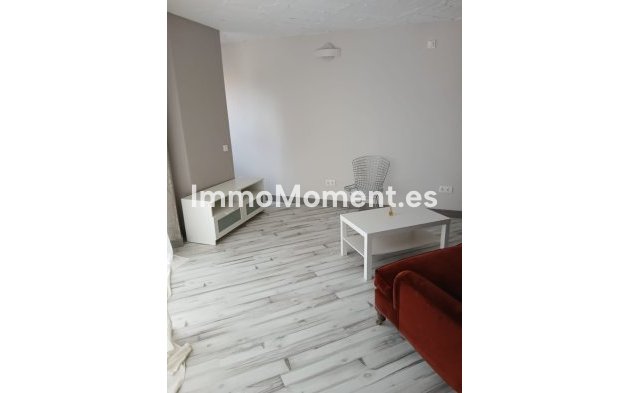 Apartment - Wiederverkauf - Estepona - Selwo