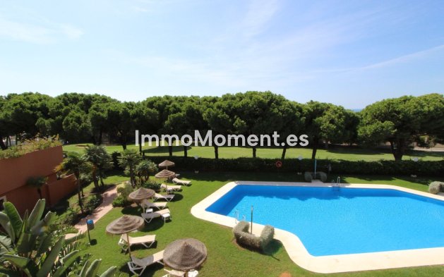 Apartment - Wiederverkauf - Marbella - Cabopino