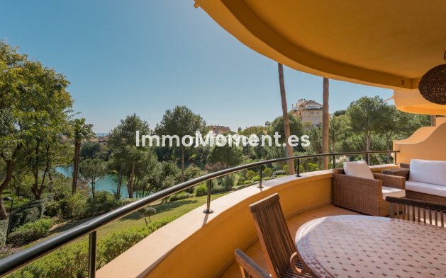 Apartment - Wiederverkauf - Marbella - Elviria