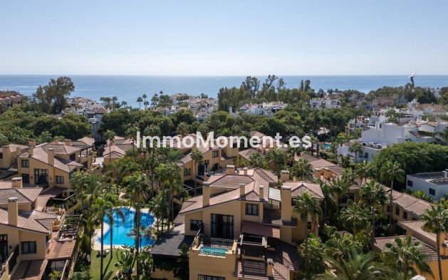 Apartment - Wiederverkauf - Marbella - Puerto Banús