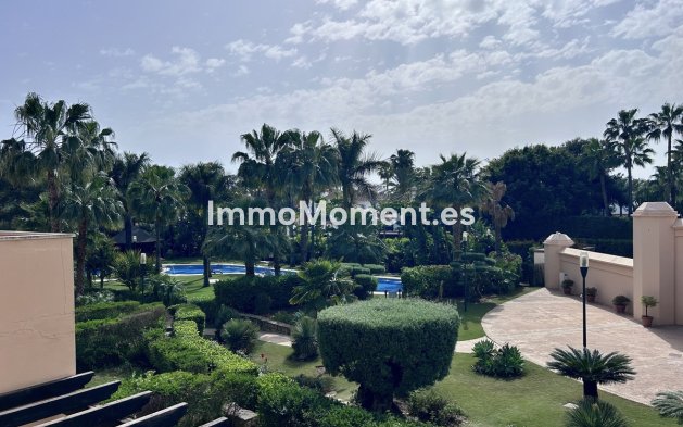 Apartment - Wiederverkauf - Marbella - Puerto Banús
