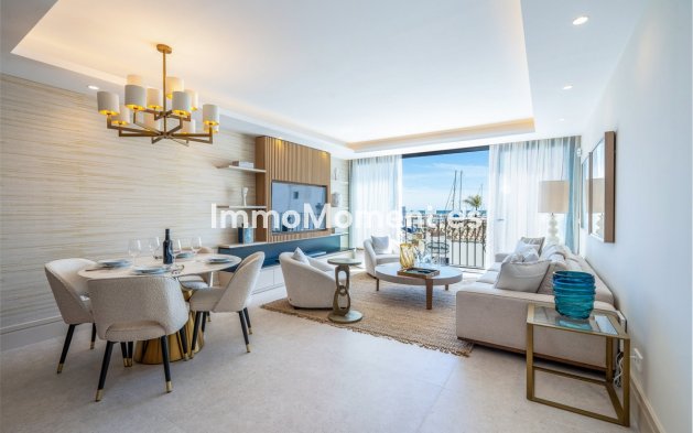 Apartment - Wiederverkauf - Marbella - Puerto Banús
