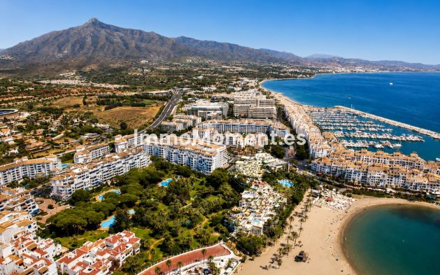 Apartment - Wiederverkauf - Marbella - Puerto Banús