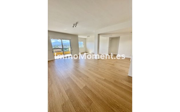 Apartment - Wiederverkauf - Marbella - San Pedro de Alcántara