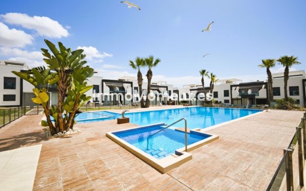 Apartment - Wiederverkauf - Orihuela - La Zenia