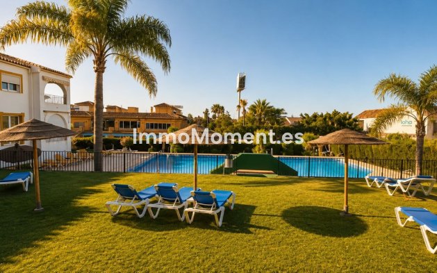 Appartement - Bestaande woning - Estepona  - Atalaya