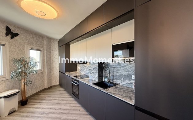 Appartement - Bestaande woning - Estepona  - Estepona Centro