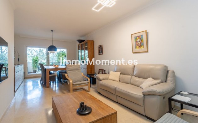 Appartement - Bestaande woning - Marbella - Elviria