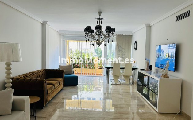 Appartement - Bestaande woning - Marbella - Elviria