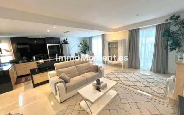 Appartement - Bestaande woning - Marbella - Nueva Andalucía