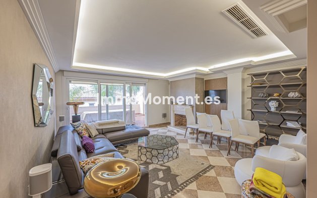 Appartement - Bestaande woning - Marbella - Nueva Andalucía