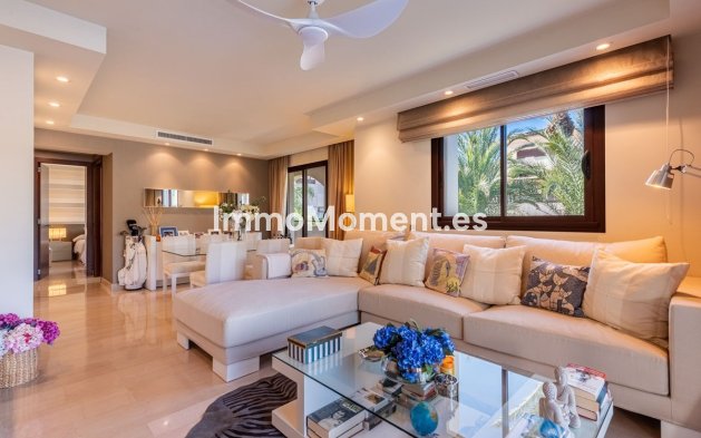 Appartement - Bestaande woning - Marbella - Nueva Andalucía