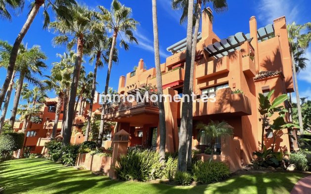 Appartement - Bestaande woning - Marbella - Nueva Andalucía