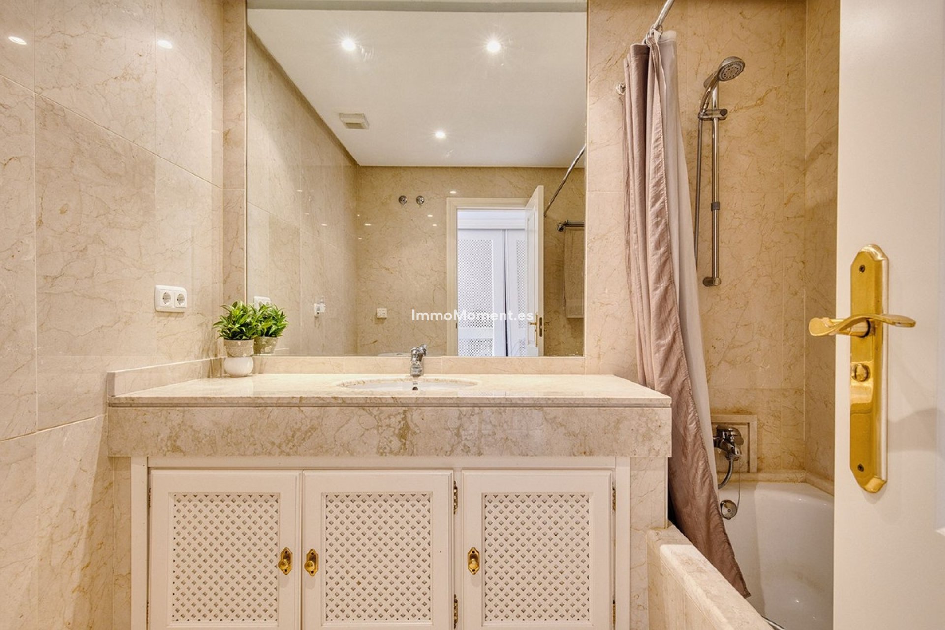 Bestaande woning - Appartement - Benahavís - Benahavís Centro