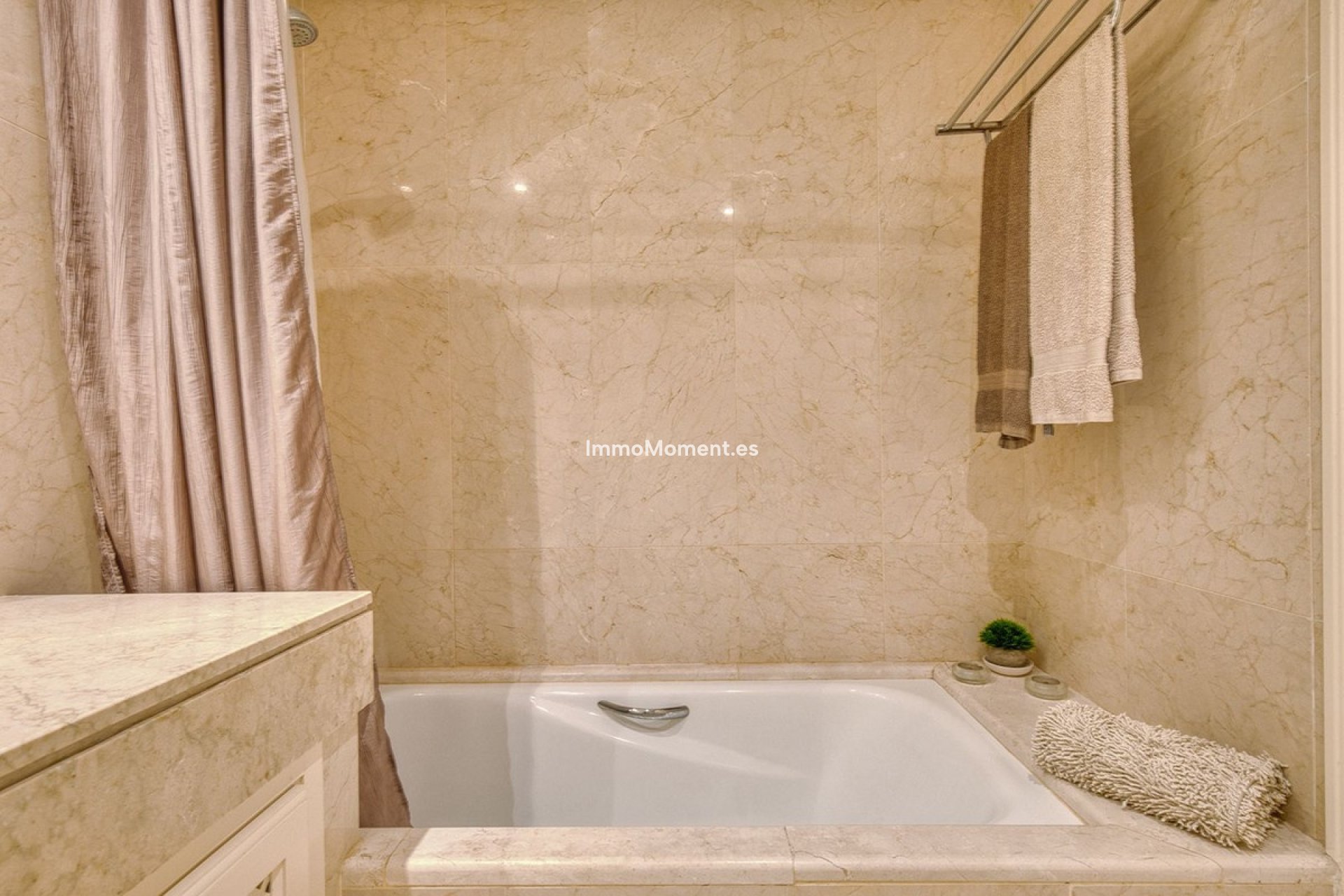Bestaande woning - Appartement - Benahavís - Benahavís Centro
