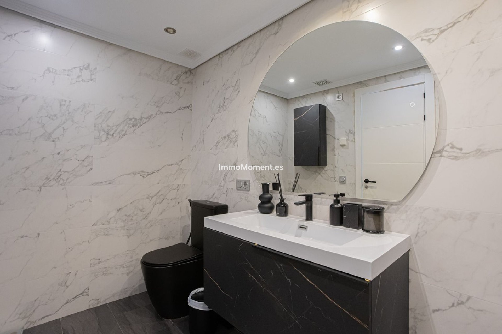 Bestaande woning - Appartement - Benahavís - Benahavís Centro