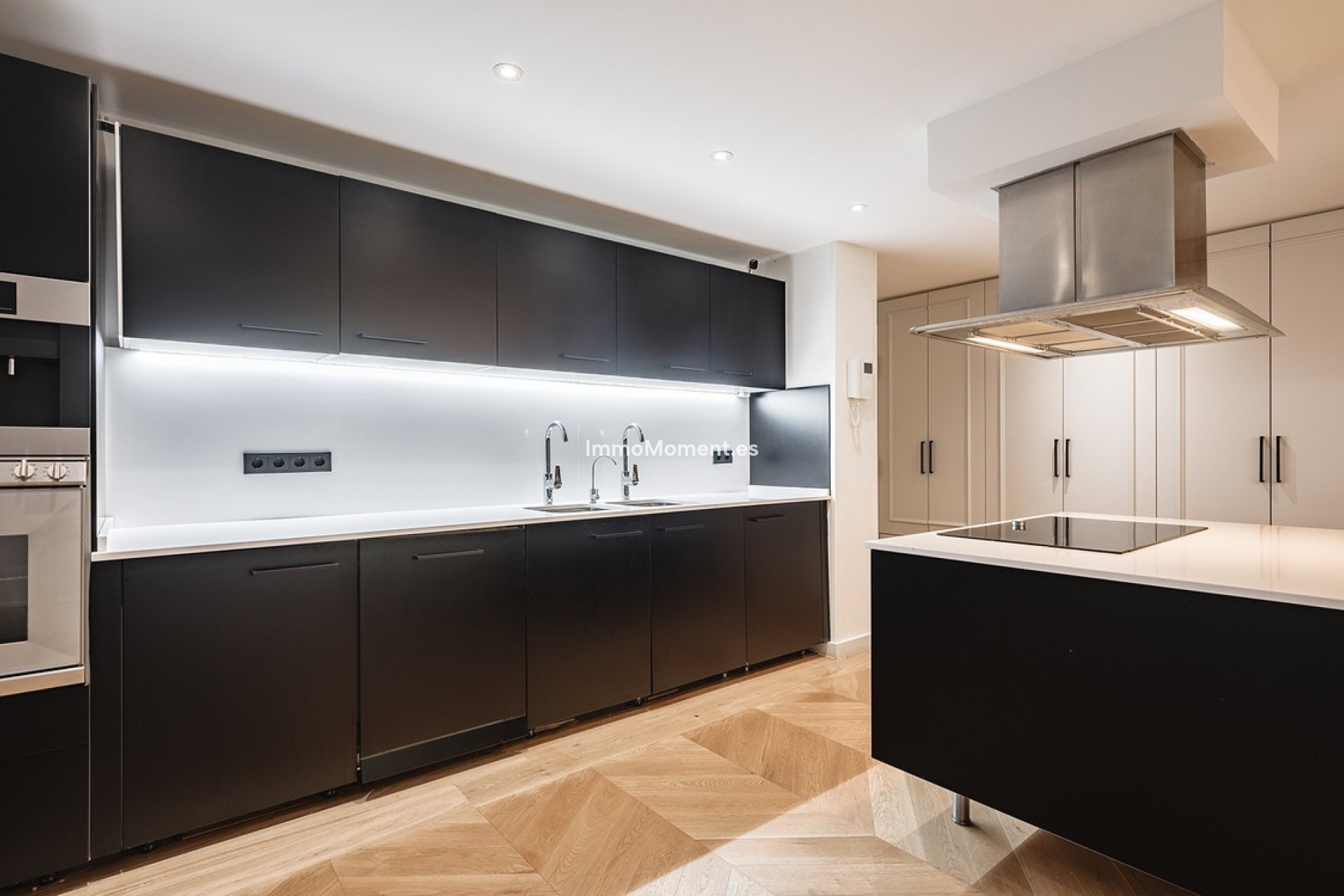 Bestaande woning - Appartement - Benahavís - Benahavís Centro