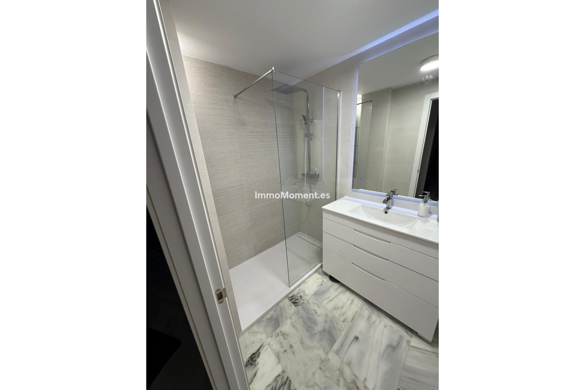 Bestaande woning - Appartement - Benahavís - Benahavís Centro