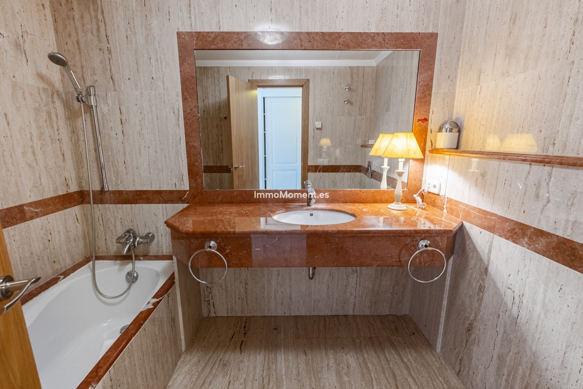 Bestaande woning - Appartement - Benahavís - Benahavís Centro