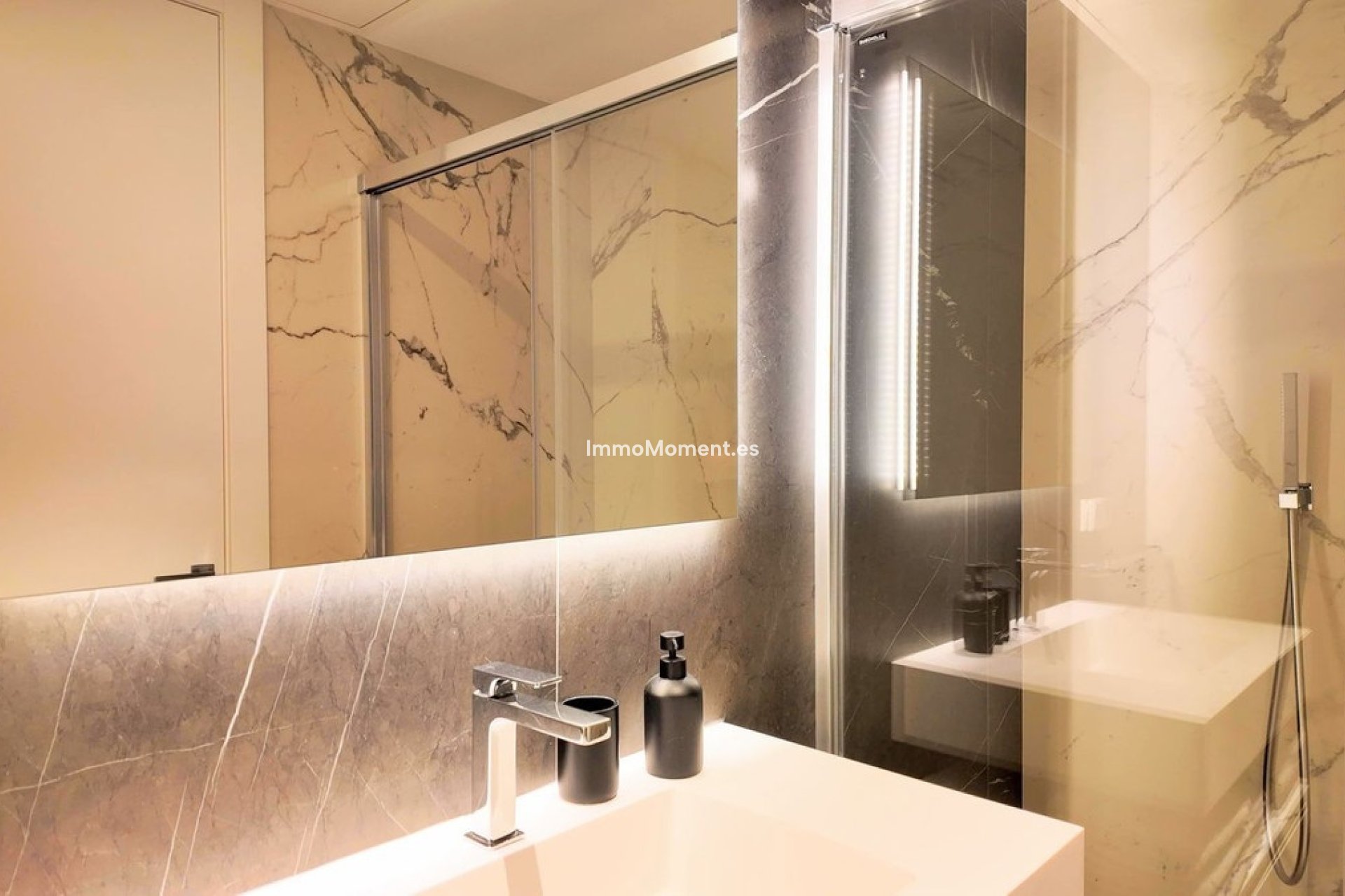 Bestaande woning - Appartement - Benahavís - Benahavís Centro