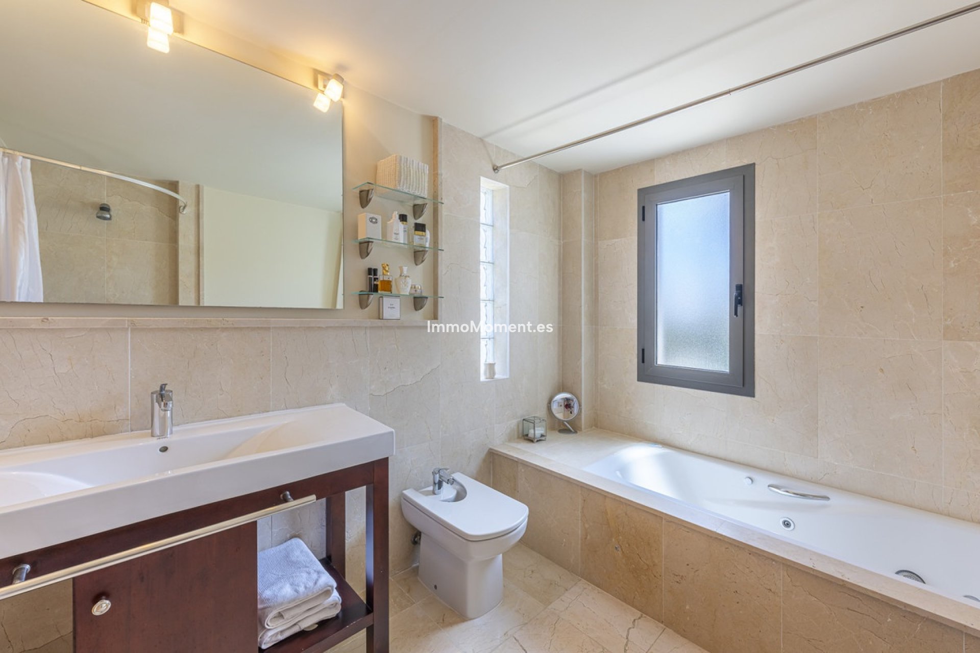 Bestaande woning - Appartement - Benahavís - Benahavís Centro