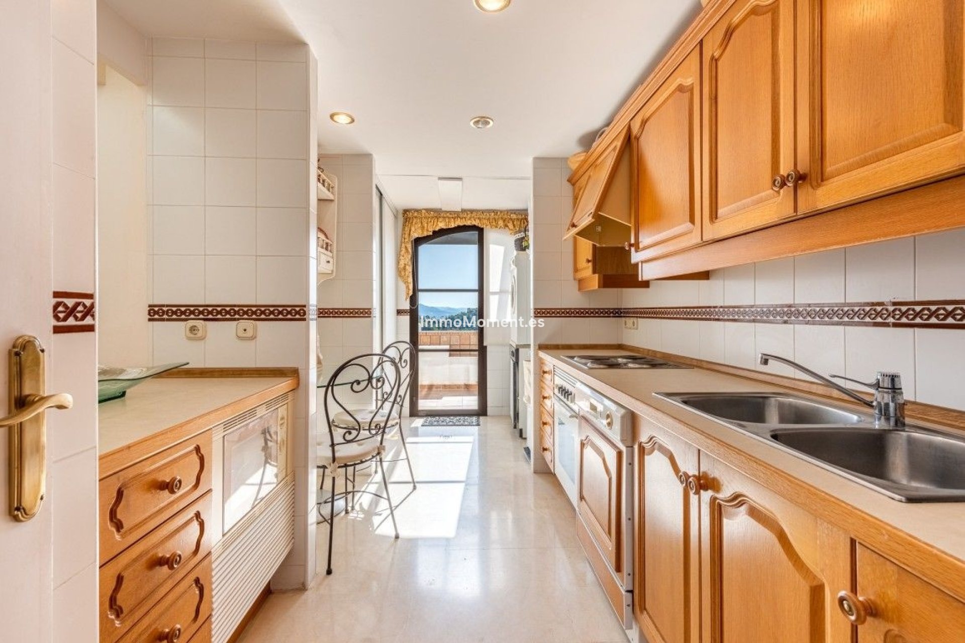 Bestaande woning - Appartement - Benahavís - Benahavís Centro
