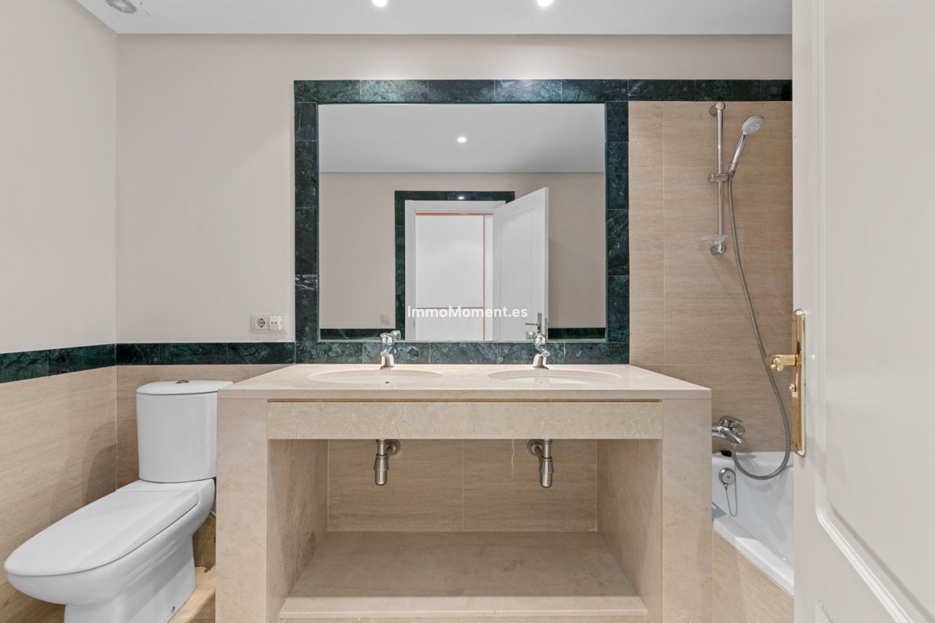 Bestaande woning - Appartement - Benahavís - Benahavís Centro