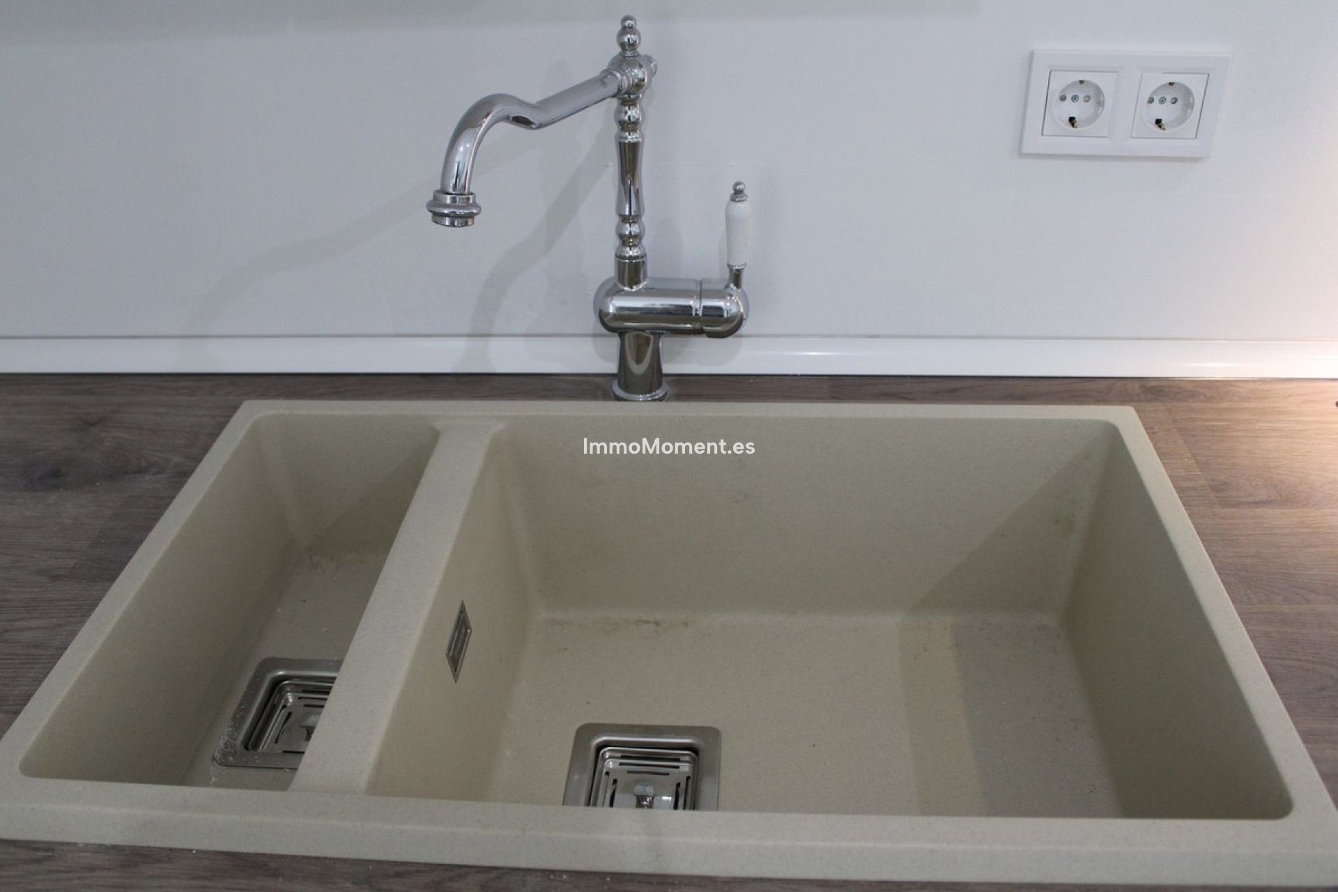 Bestaande woning - Appartement - Binnenland  - Alhaurín el Grande Centro