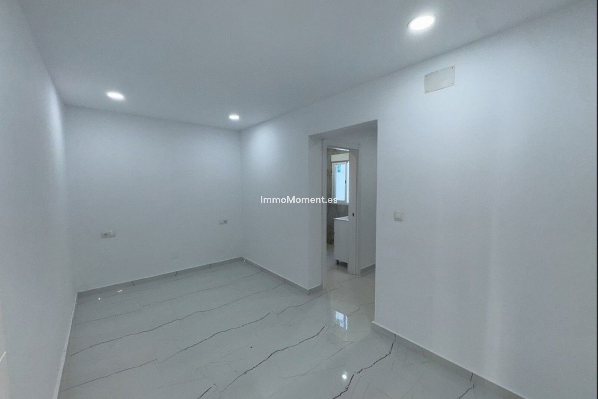 Bestaande woning - Appartement - Binnenland  - Alhaurín el Grande Centro