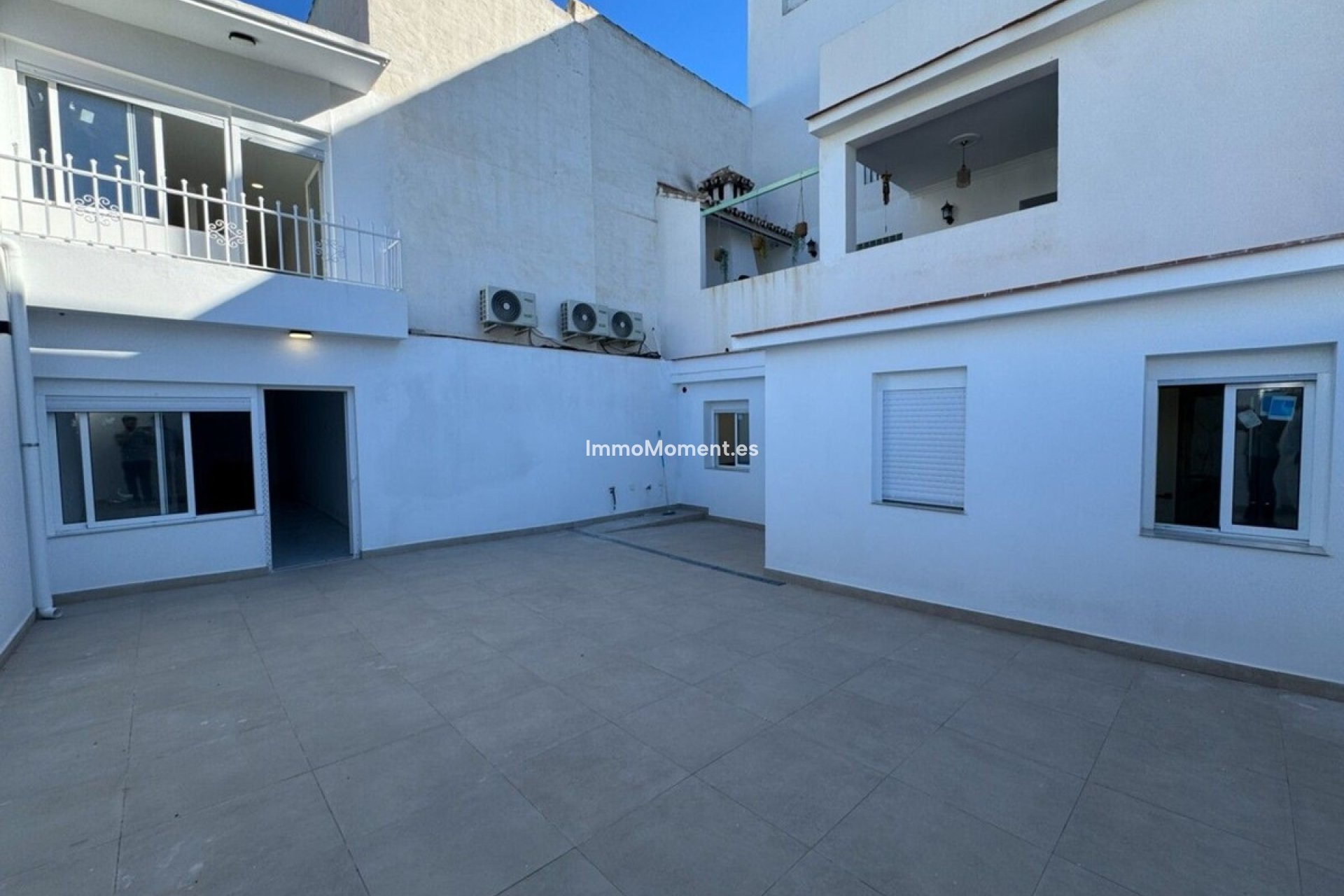 Bestaande woning - Appartement - Binnenland  - Alhaurín el Grande Centro