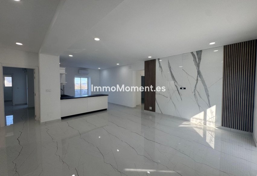 Bestaande woning - Appartement - Binnenland  - Alhaurín el Grande Centro