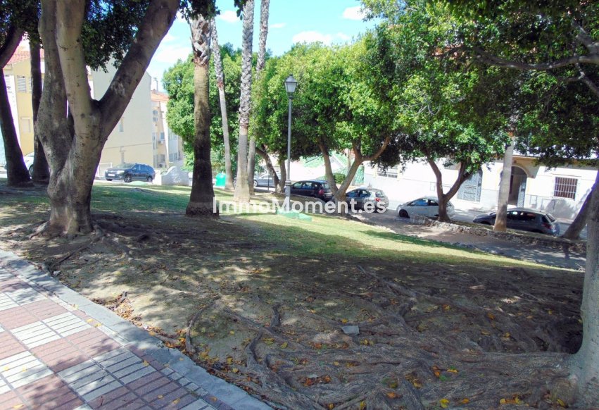 Bestaande woning - Appartement - Binnenland  - Alhaurín el Grande Centro