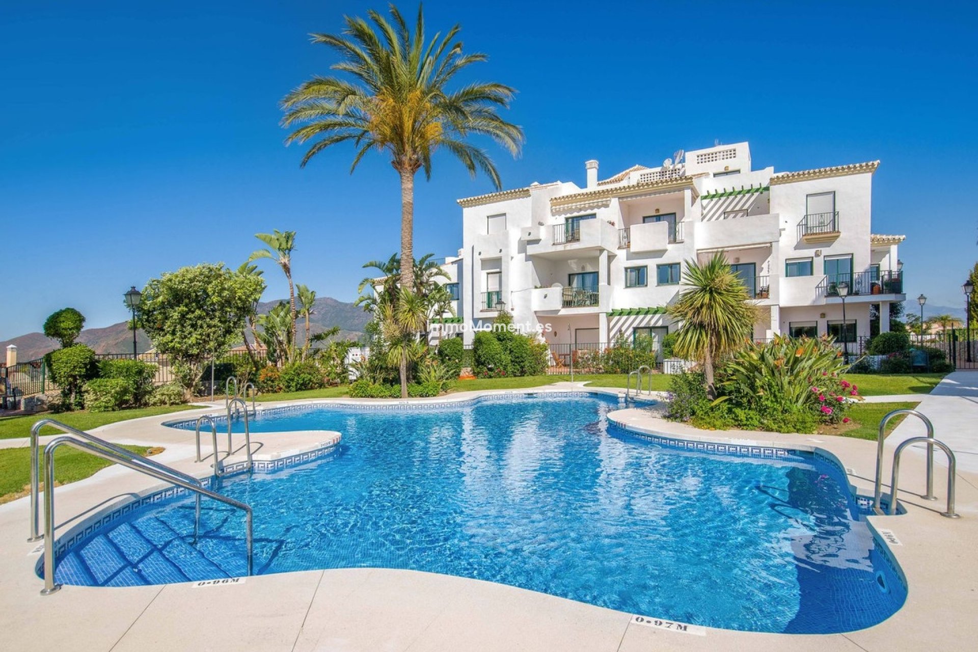 Bestaande woning - Appartement - Binnenland  - Alhaurín Golf