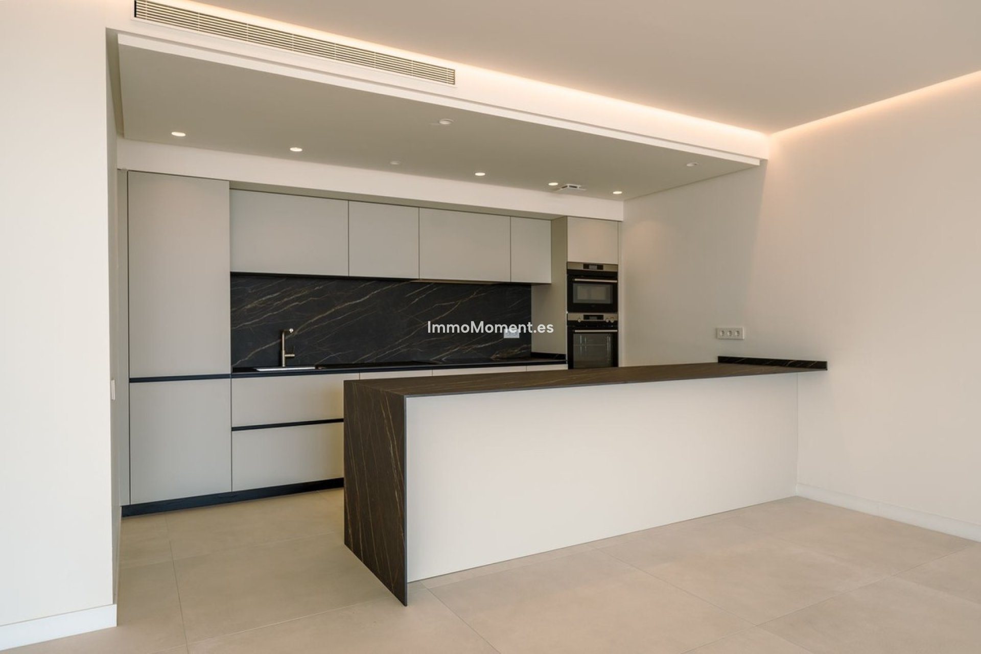 Bestaande woning - Appartement - Binnenland  - Ojén