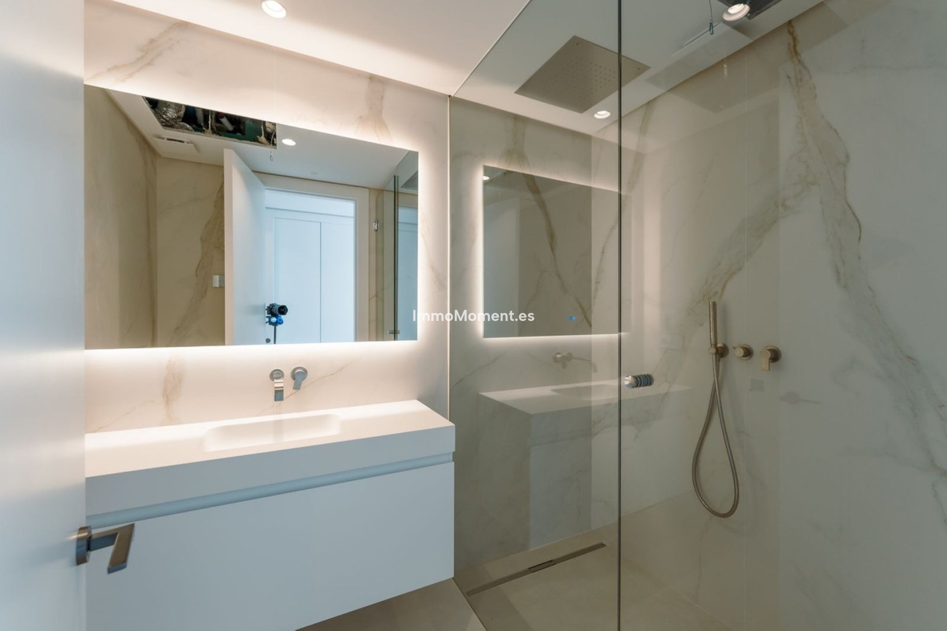 Bestaande woning - Appartement - Binnenland  - Ojén