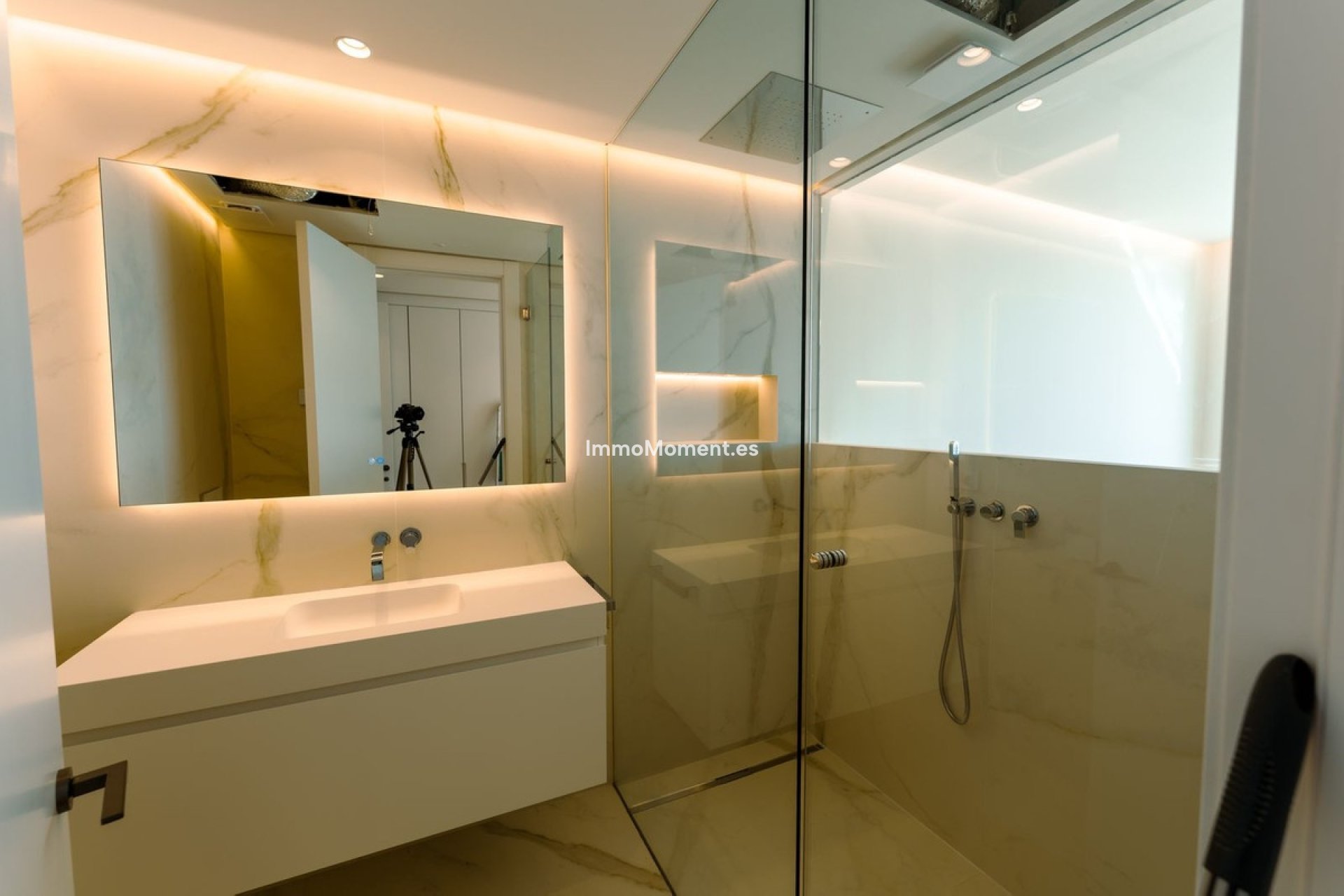 Bestaande woning - Appartement - Binnenland  - Ojén