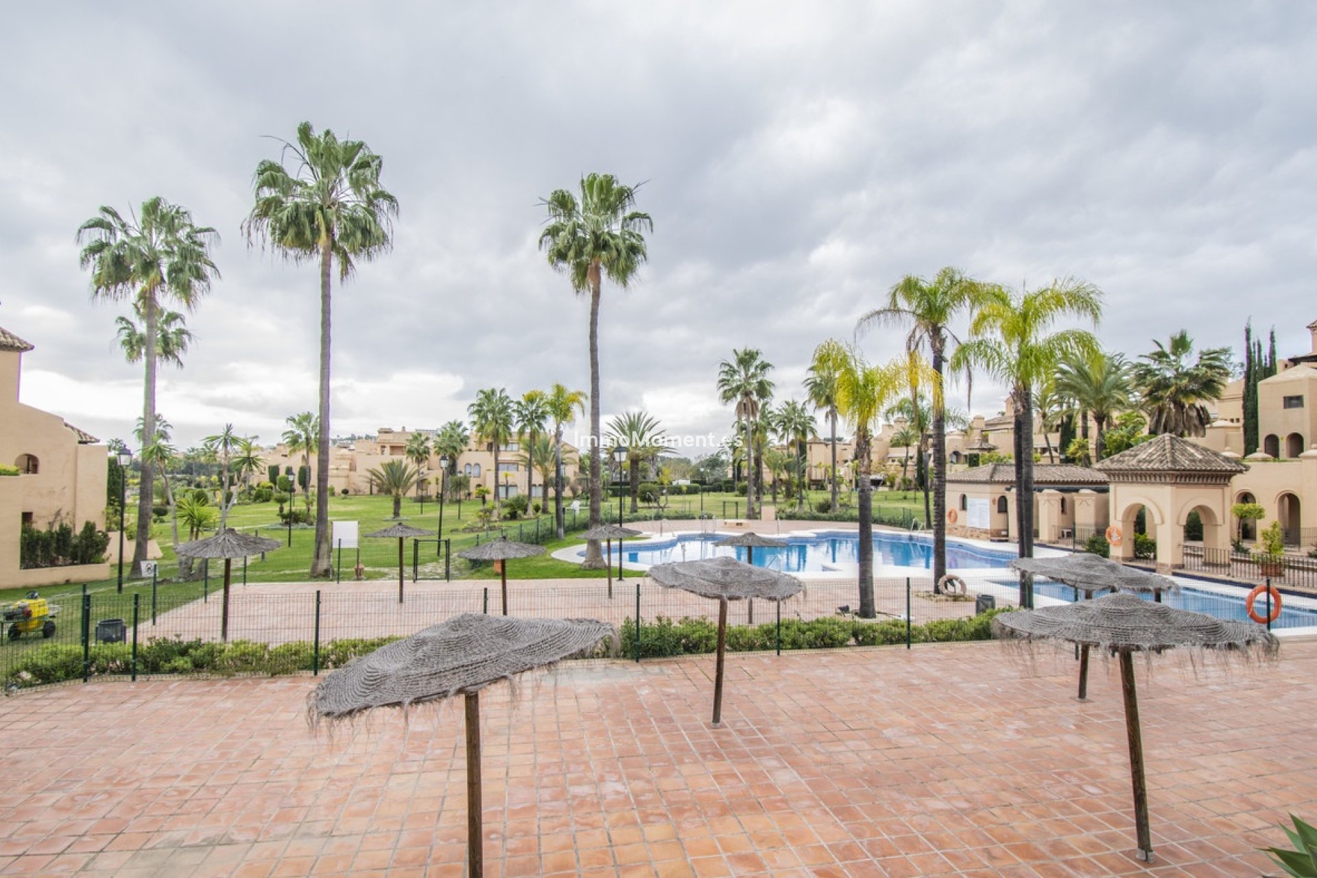 Bestaande woning - Appartement - Estepona  - Atalaya
