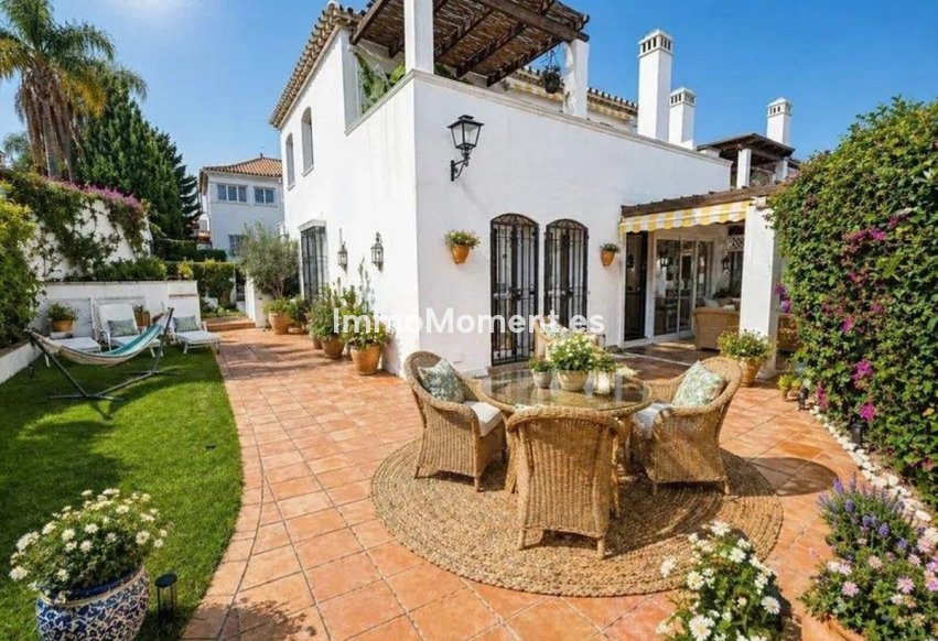 Bestaande woning - Appartement - Estepona  - Benamara