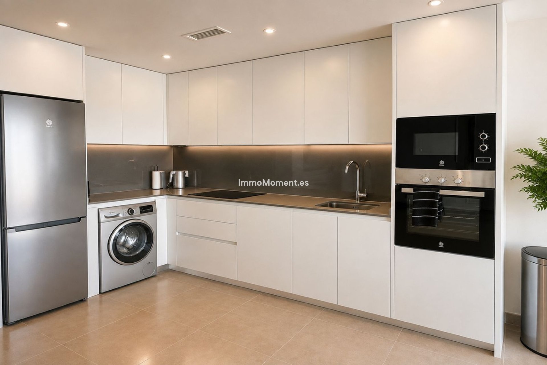 Bestaande woning - Appartement - Estepona  - Cancelada