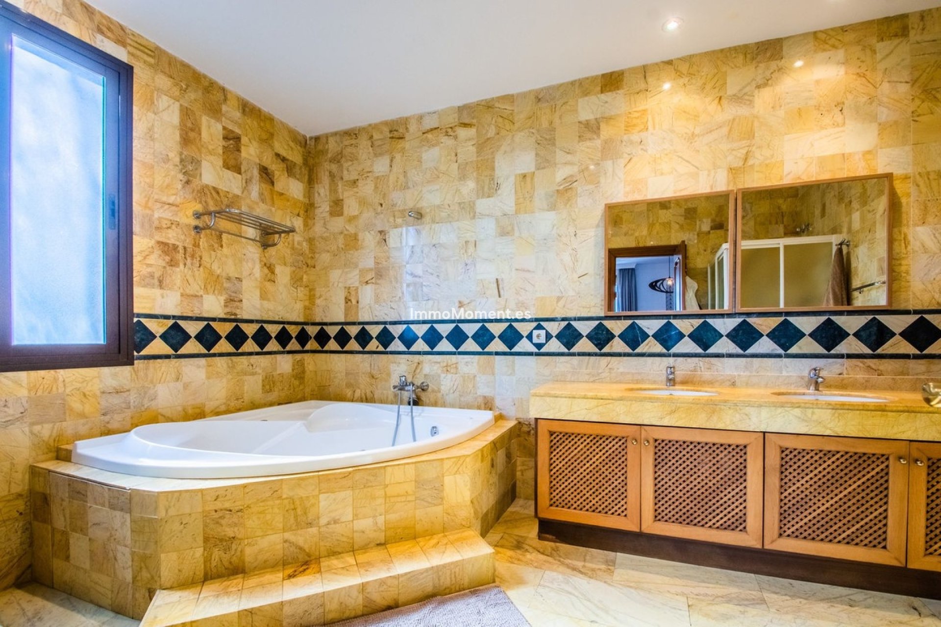 Bestaande woning - Appartement - Estepona  - Cancelada