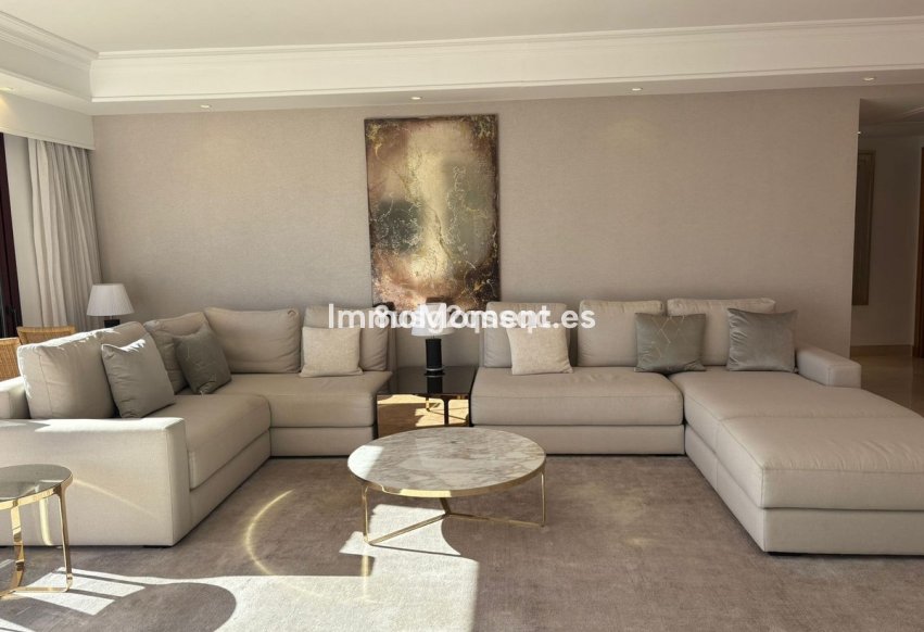 Bestaande woning - Appartement - Estepona  - Costalita