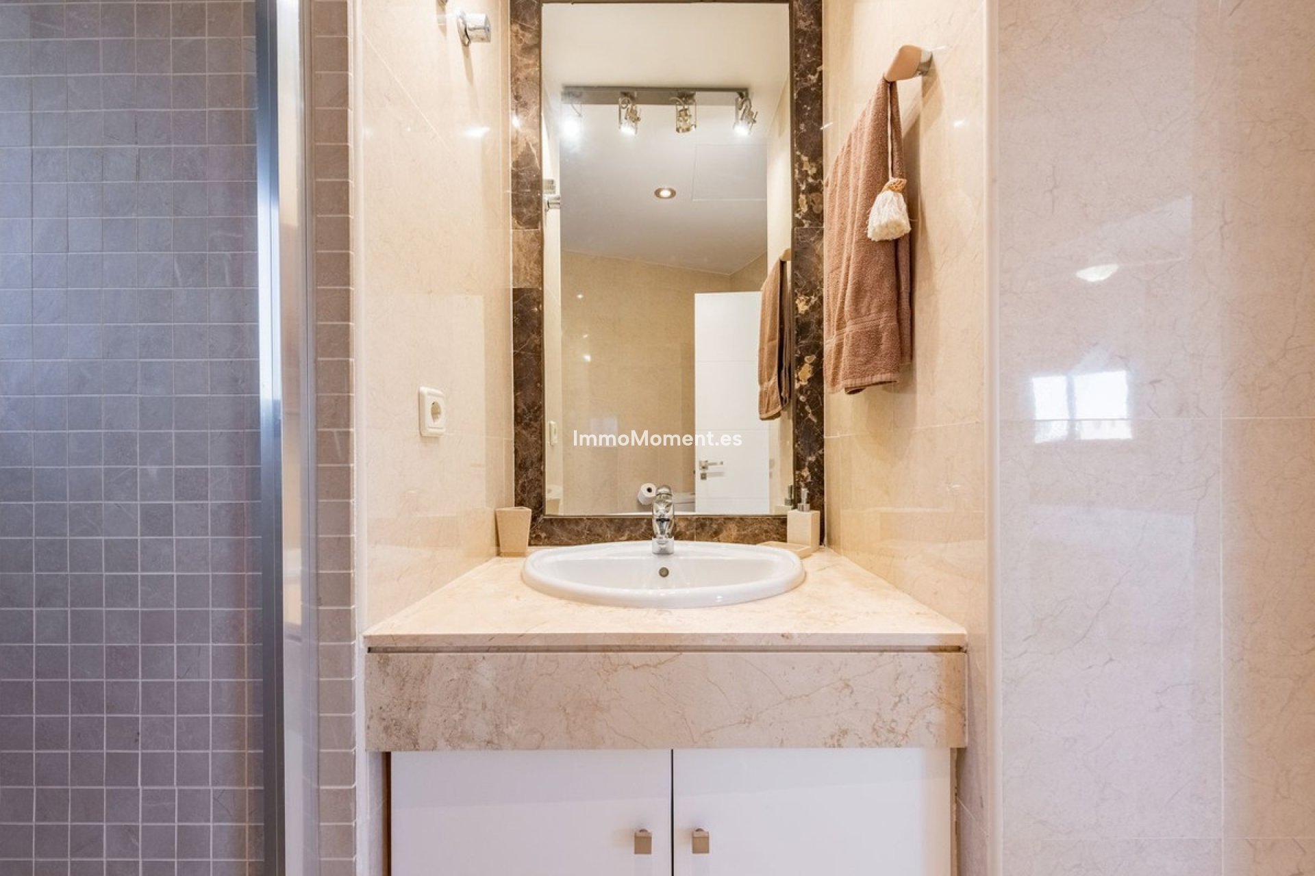 Bestaande woning - Appartement - Estepona  - Costalita