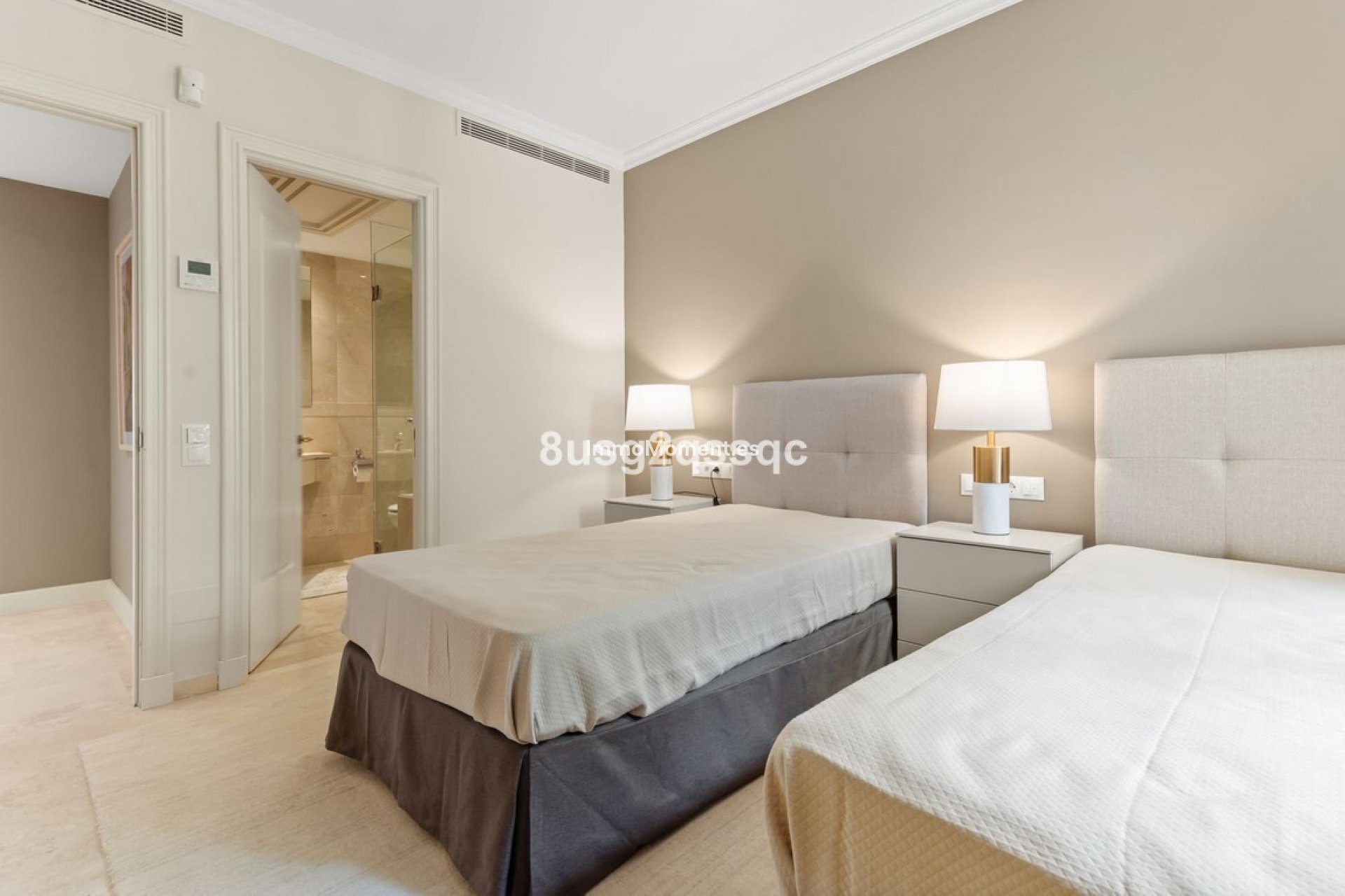 Bestaande woning - Appartement - Estepona  - Costalita