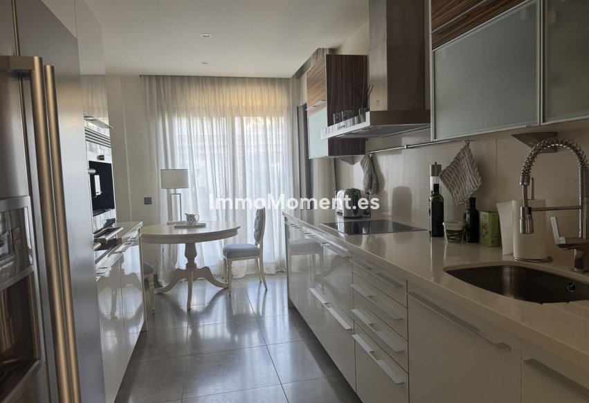 Bestaande woning - Appartement - Estepona  - Estepona Centro